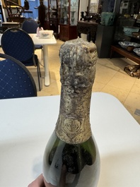 A jeroboam of Perrier-Jou&euml;t champagne from 1947 and a bottle of Veuve Clicquot champagne from 1904