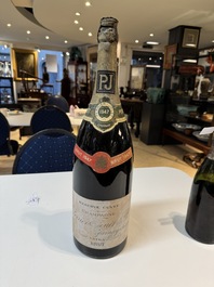 A jeroboam of Perrier-Jou&euml;t champagne from 1947 and a bottle of Veuve Clicquot champagne from 1904