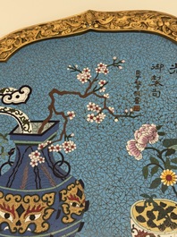 A large Chinese cloisonn&eacute; ruyi-shaped plaque with antiquities, 19/20th C.