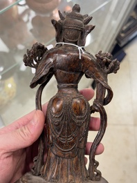 A fine Chinese agarwood Avalokiteshvara Padmapani, 18/19th C.