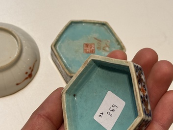 A pair of Chinese famille rose plaques, two brush pots, a saucer and a covered box, Qianlong mark, 18/19th C.