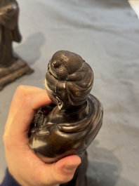 A Chinese bronze Guanyin holding a ruyi, 17/18th C.