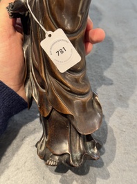 A Chinese bronze Guanyin holding a ruyi, 17/18th C.