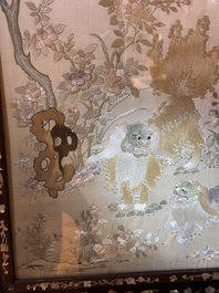 A Chinese mother-of-pearl-inlaid wooden table screen with silk embroidery, Canton, 19th C.