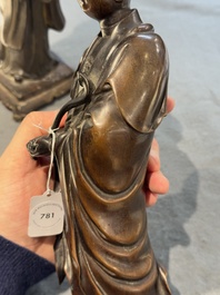 A Chinese bronze Guanyin holding a ruyi, 17/18th C.