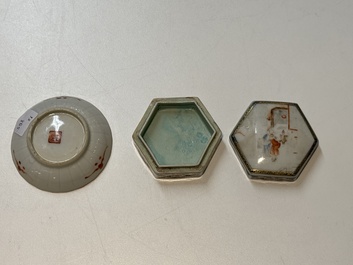 A pair of Chinese famille rose plaques, two brush pots, a saucer and a covered box, Qianlong mark, 18/19th C.