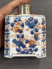 Ten Chinese Imari-style, blue and white tea caddies, Kangxi/Yongzheng