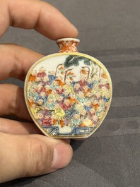 Five Chinese famille rose snuff bottles, Qianlong mark, 19/20th C.