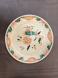 15 Chinese famille rose and verte wares, 19/20th C.