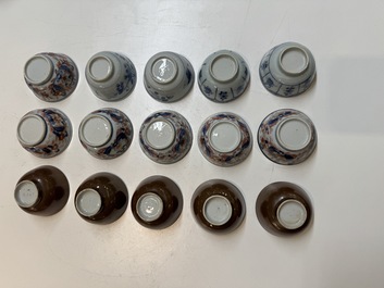 An extensive collection of 71 pieces of Chinese porcelain, Yongzheng and later