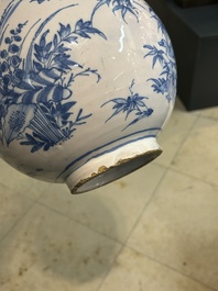 Two blue and white Dutch Delft chinoiserie vases, 17th C.