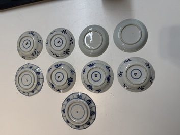 An extensive collection of 71 pieces of Chinese porcelain, Yongzheng and later