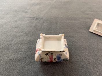 A fine Chinese famille rose covered water pot with figural design on wooden stand, 18th C.