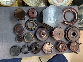 A large collection of 103 Chinese wooden stands, covers and other wood works, 19/20th C.