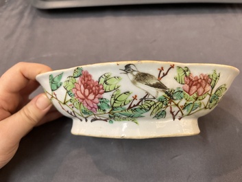 15 Chinese famille rose and verte wares, 19/20th C.