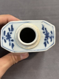 Ten Chinese Imari-style, blue and white tea caddies, Kangxi/Yongzheng
