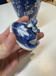 An extensive collection of 71 pieces of Chinese porcelain, Yongzheng and later