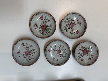 An extensive collection of 71 pieces of Chinese porcelain, Yongzheng and later