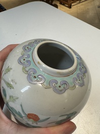 An extensive collection of 71 pieces of Chinese porcelain, Yongzheng and later