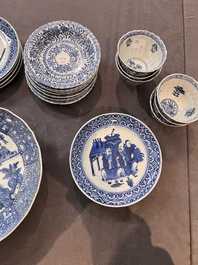 22 Chinese blue and white wares, Kangxi and later