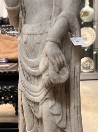 A Chinese white marble sculpture of Guanyin, 19/20th C.