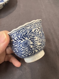 22 Chinese blue and white wares, Kangxi and later