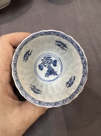 22 Chinese blue and white wares, Kangxi and later