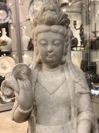 A Chinese white marble sculpture of Guanyin, 19/20th C.