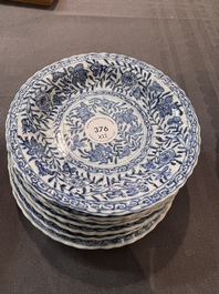 22 Chinese blue and white wares, Kangxi and later