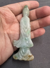 Nine Chinese jade carvings of figures, 19/20th C.