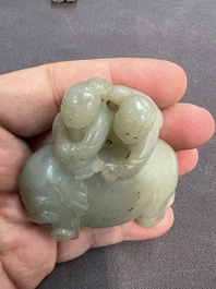 Nine Chinese jade carvings of figures, 19/20th C.