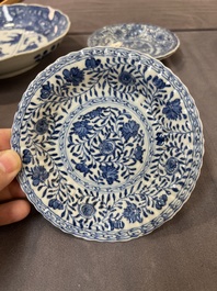 22 Chinese blue and white wares, Kangxi and later