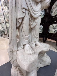 A Chinese white marble sculpture of Guanyin, 19/20th C.