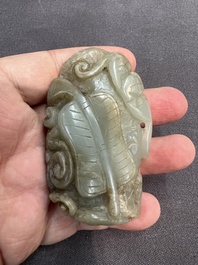 Nine Chinese jade carvings of figures, 19/20th C.
