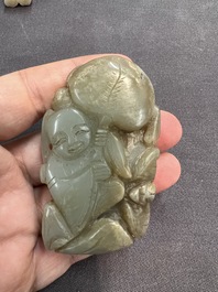 Nine Chinese jade carvings of figures, 19/20th C.
