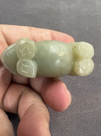 Nine Chinese jade carvings of figures, 19/20th C.