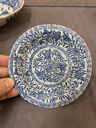 22 Chinese blue and white wares, Kangxi and later