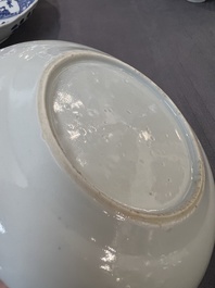 22 Chinese blue and white wares, Kangxi and later