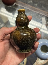 Five Chinese monochrome wares, 19th C.