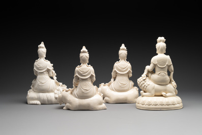 Four Chinese Dehua blanc de Chine sculptures of the seated Guanyin, 20th C.