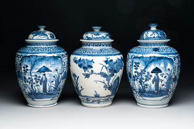Three Japanese Arita blue and white vases and covers, Edo, 17th C.