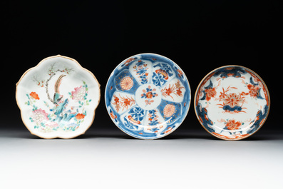 A collection of ten Chinese blue, white, famille rose and qianjiang cai wares, signed Yongzhen Shi 永真氏, 18/19th C.