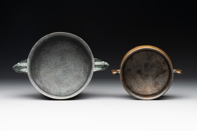 A Chinese bronze censer with Xuande mark and an archaistic vessel, 18/19th C.