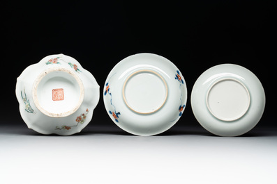 A collection of ten Chinese blue, white, famille rose and qianjiang cai wares, signed Yongzhen Shi 永真氏, 18/19th C.