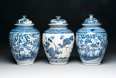 Three Japanese Arita blue and white vases and covers, Edo, 17th C.