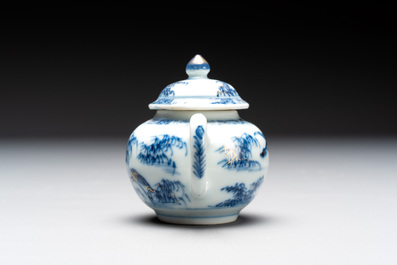 Eight Chinese blue and white cups, 14 saucers and four teapots, Kangxi/Qianlong