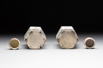 A pair of Chinese famille verte hexagonal tea caddies and covers with floral design, Kangxi