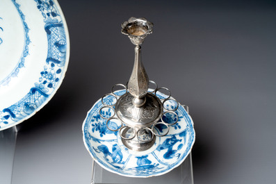 A collection of 24 Chinese blue, white and polychrome wares, 18th C.