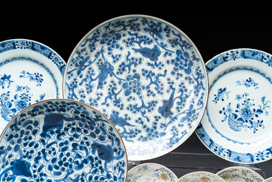 A collection of 24 Chinese blue, white and polychrome wares, 18th C.