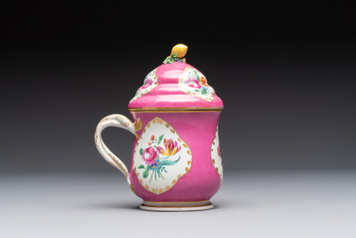 A polychrome gilt Royal Vienna porcelain 'Cherbetlik' pot and cover for the Ottoman market, 18/19th C.
